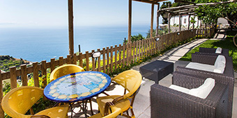 B&B with solarium on the Amalfi Coast